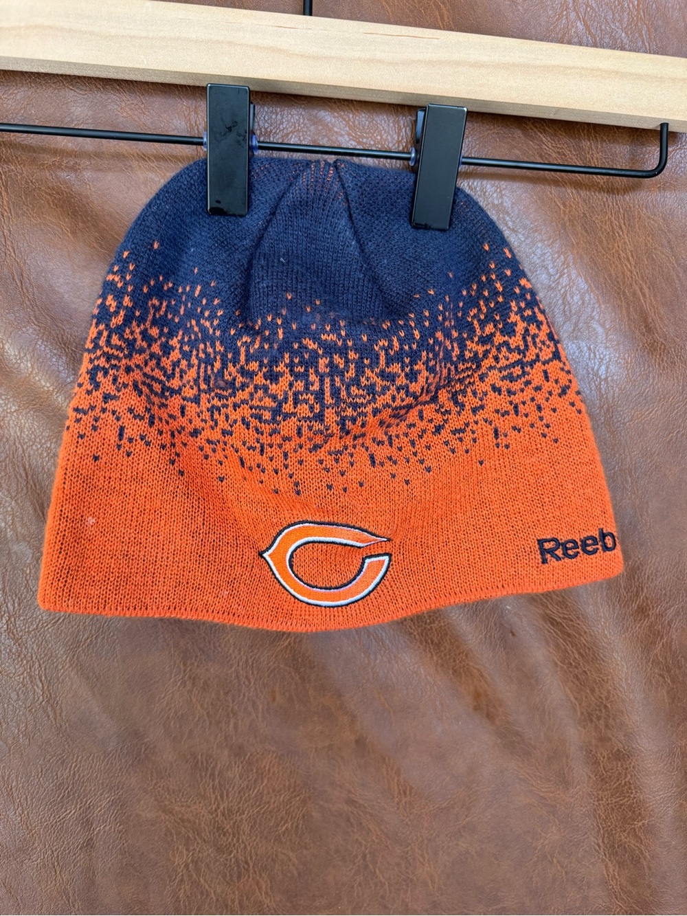 Chicago Bears Reebok On Field NFL Equipment Knit Beanie Hat Orange Navy